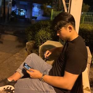 Meet your Posher, Jason